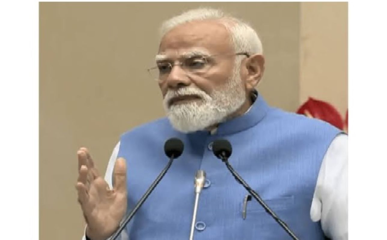 Prime Minister Disburses ₹2,400 Crore Incentive Under PM-Viksit Bharat Rozgar Yojana (PM-VBRY)